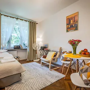  Apartament Na Muranowie - Mieszkanie Z Historia I In Muranow - A Flat With History
